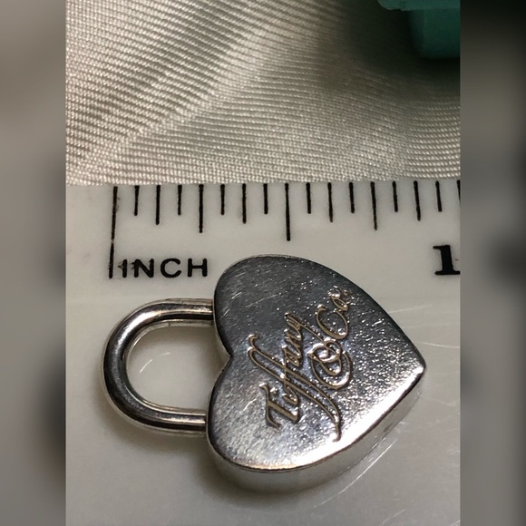 Tiffany Notes 925 Heart Lock Retired EUC - Picture 6 of 8